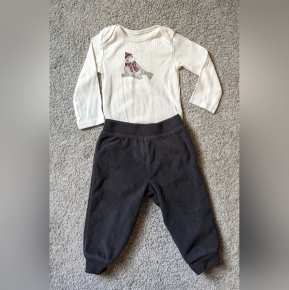 Carters- Baby Boy- 9 Months- 2 sets- winter- fall - Picture 9 of 9